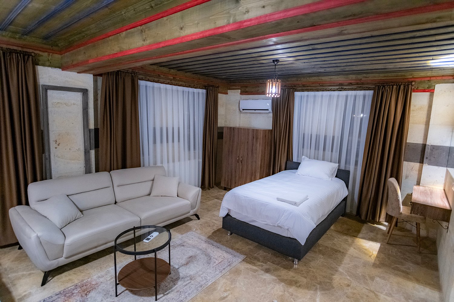 Superior Room main view